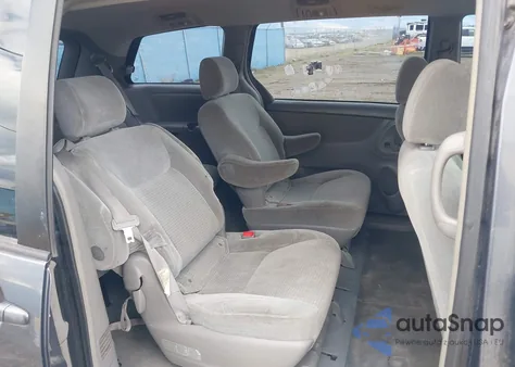 2007 Toyota Sienna Ce z USA, uszkodzony, nr VIN 5TDZK23C87S048209